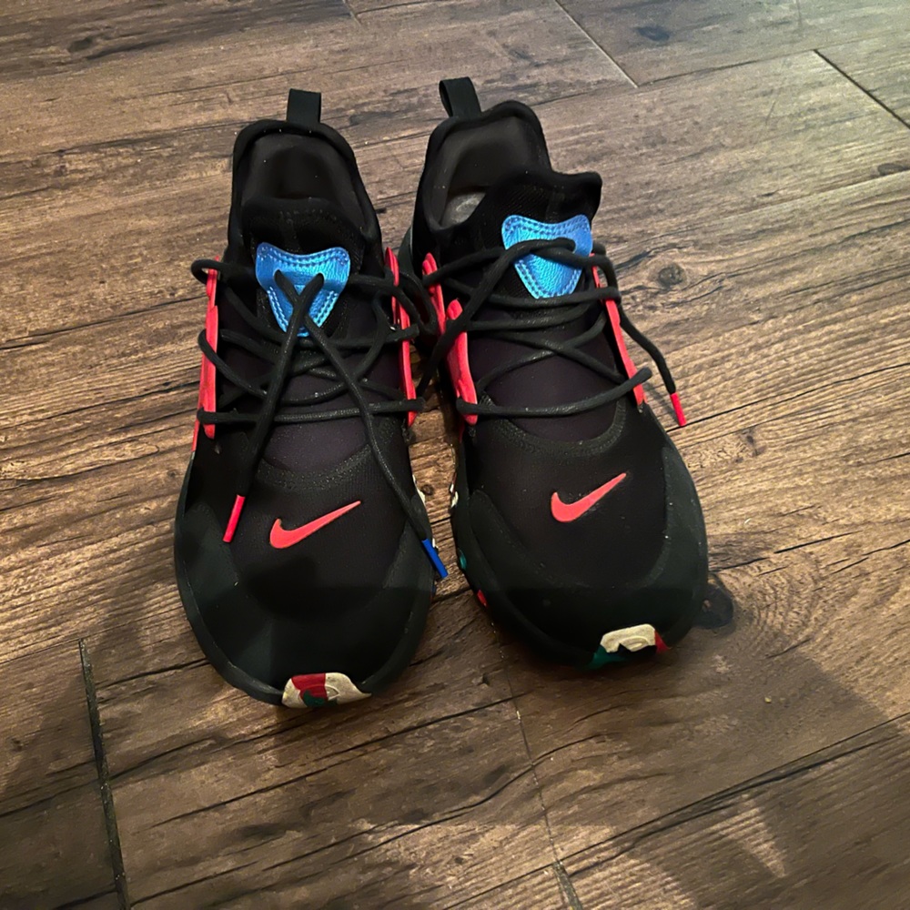 Nike shoes